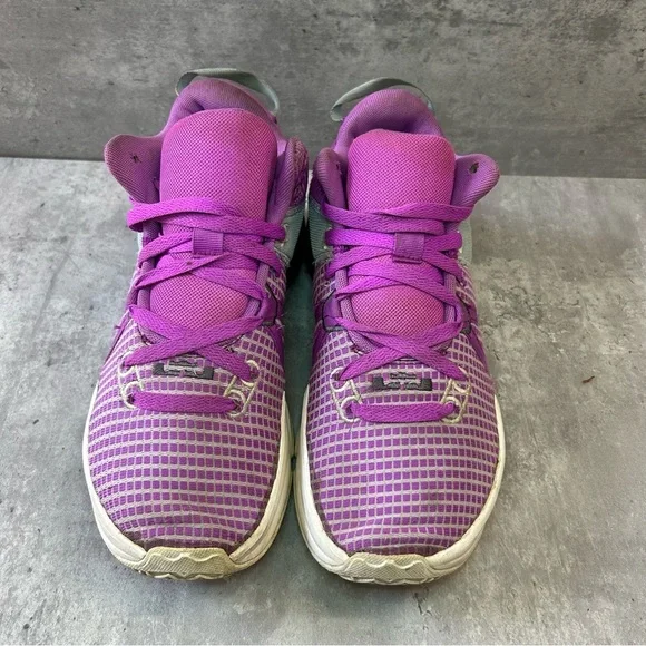 Nike Lebron Witness 7 Basketball Shoes DM1123-500 Mens sz 9.5 - purple - Picture 2 of 6
